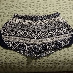 URBAN OUTFITTERS Navy White Festival Lace Shorts S